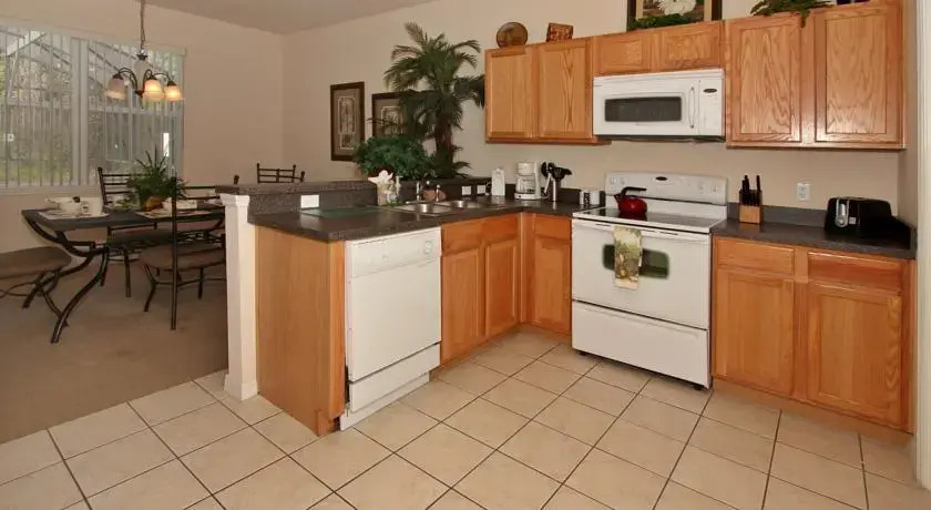 Low-Cost Vacation Homes by Stardust Villa Rentals