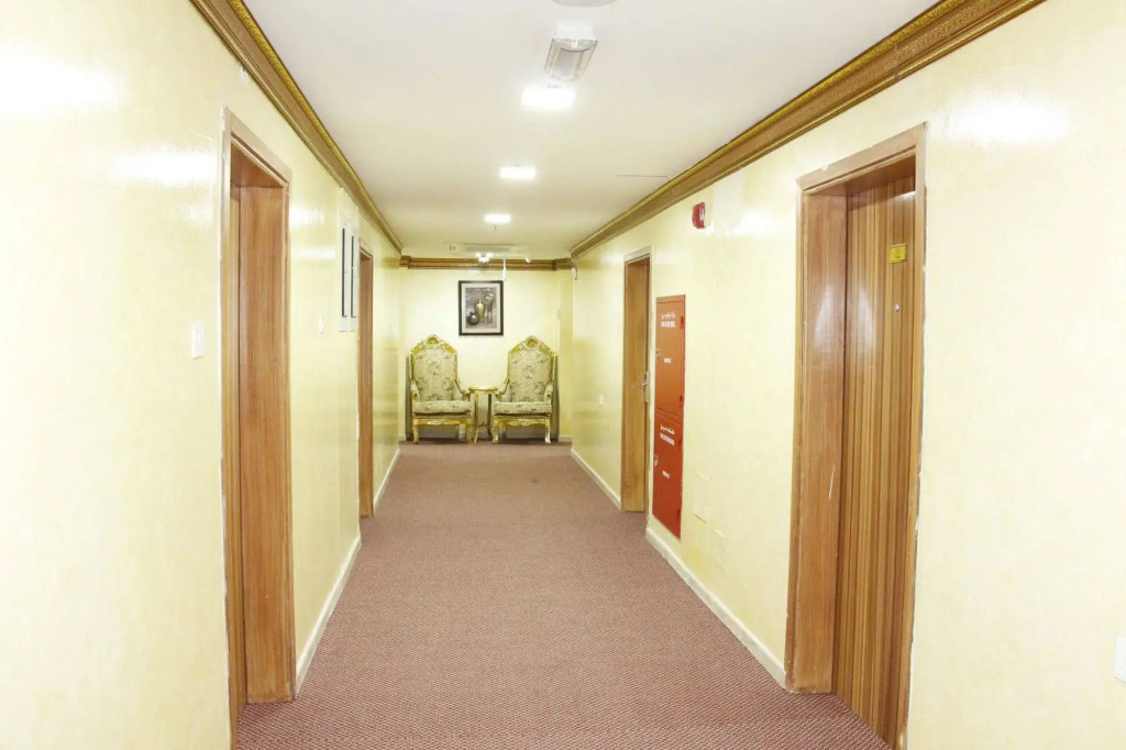 Riyam Hotel