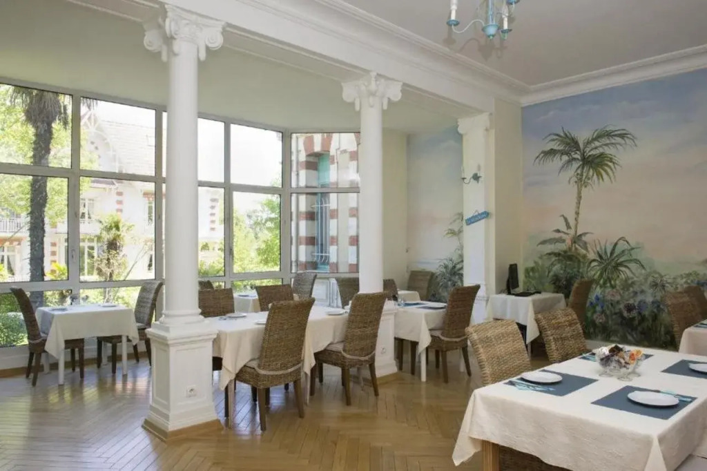 Résidence de Tourisme Vacances Bleues Villa Regina