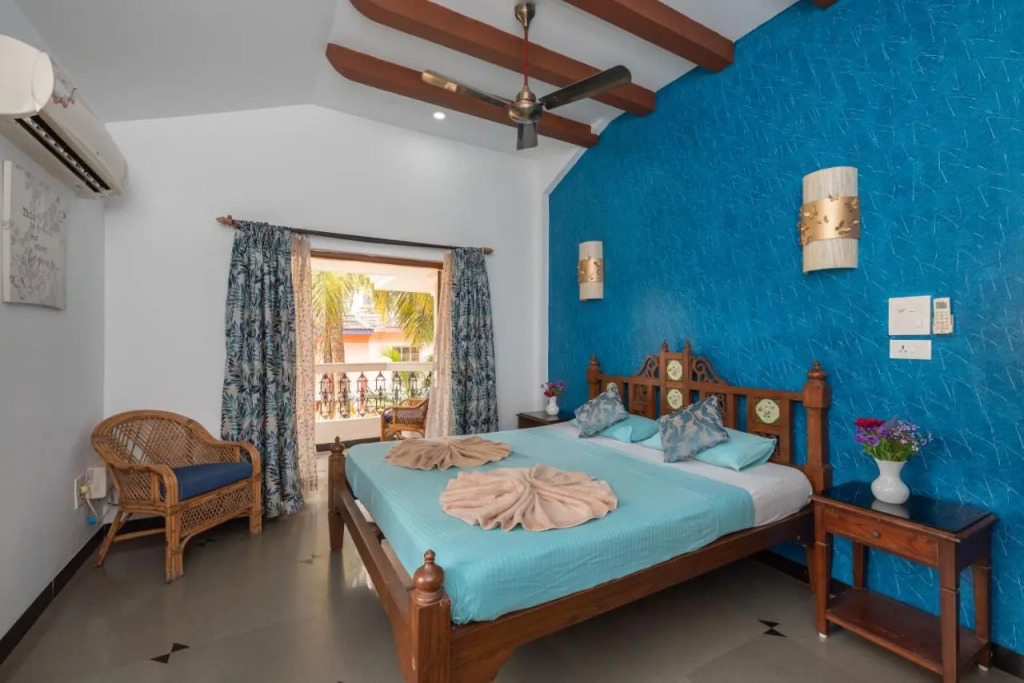 Villa Calangute Phase 17 -16 or 17BHK -Great For Large Groups