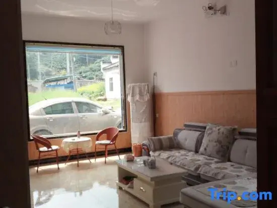 Loushanqiao Homestay No.2