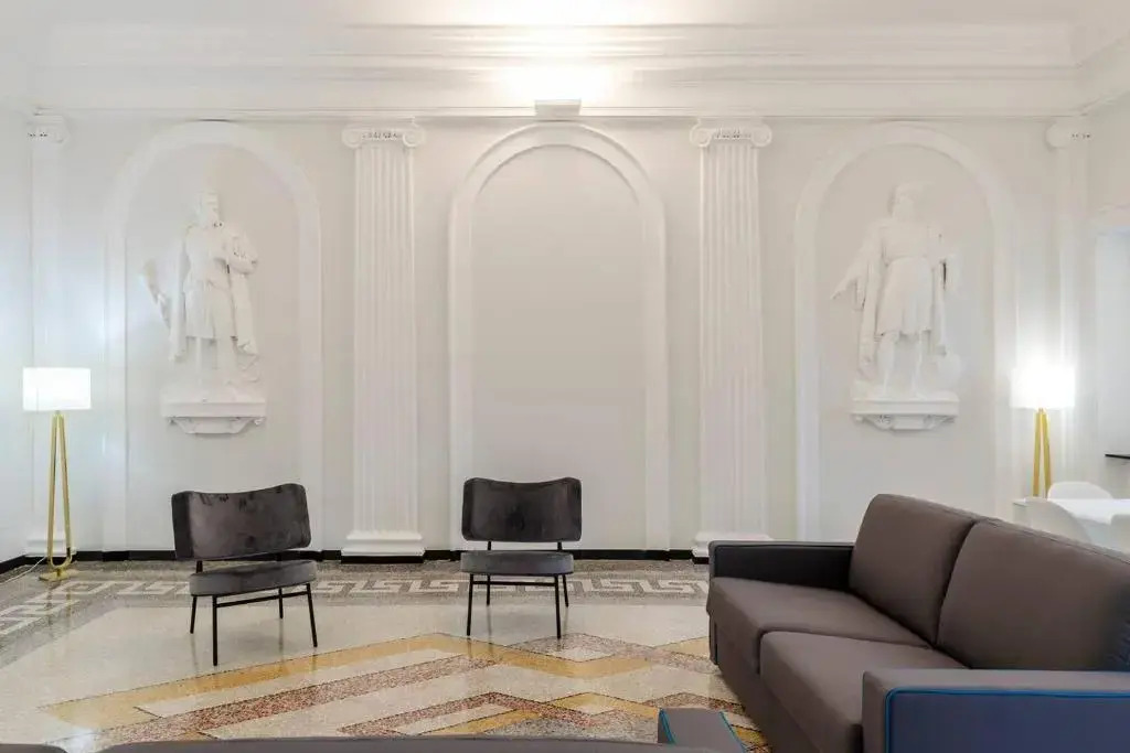 Joivy Elegant Flat for 7, in the Heart of Genoa