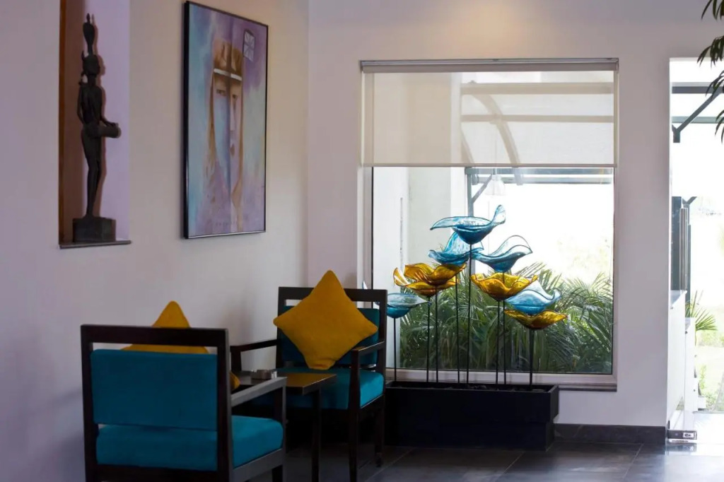 Lemon Tree Hotel, East Delhi Mall, Kaushambi