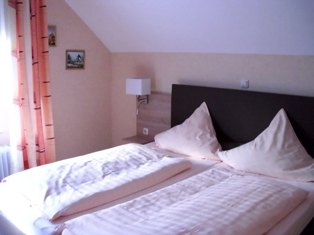 Hotel Road-House