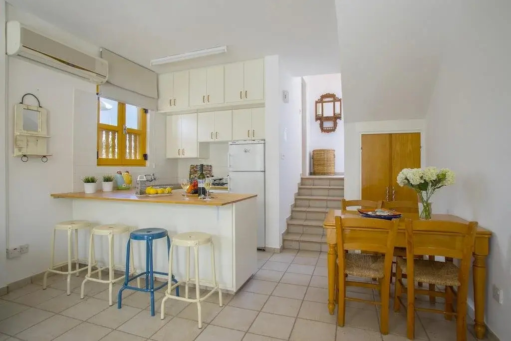 Protaras Dandelion Cottage