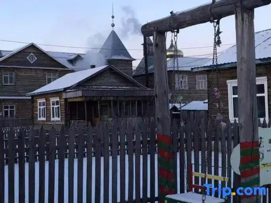 Ergunaen and Alexander Travel Home B&B