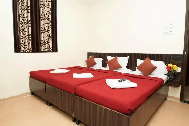 HOTEL SHRI PUSHPANJALI SHIRDI