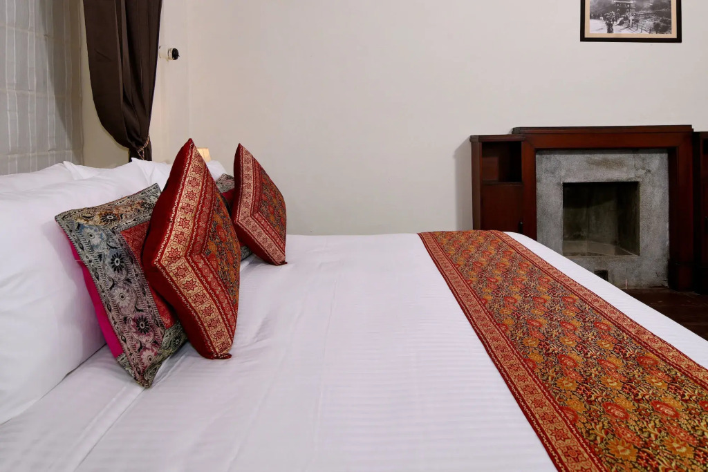 Brij Villa, Dalhousie - A Colonial Luxury Retreat