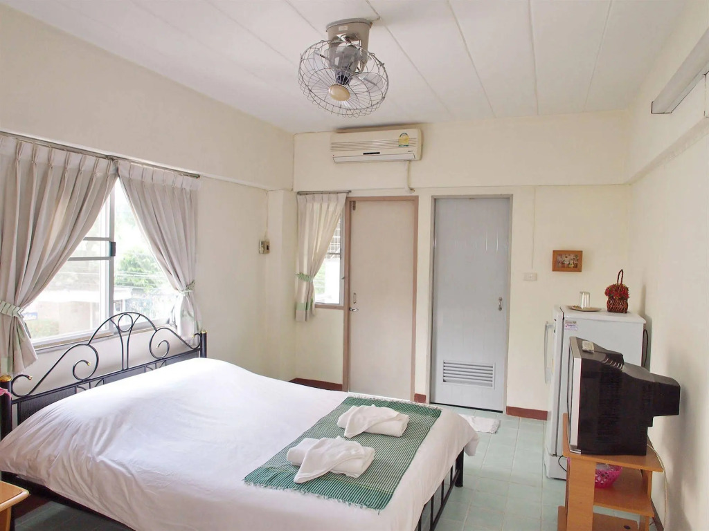 Thanapa Apartment