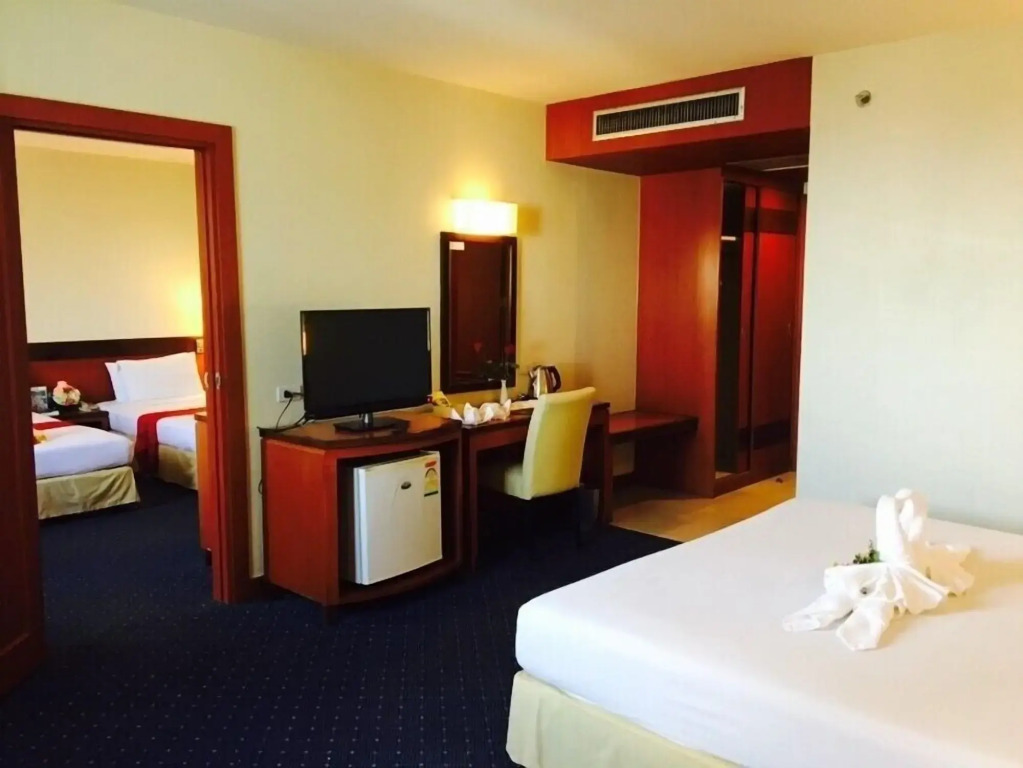 Hatyai Golden Crown Hotel