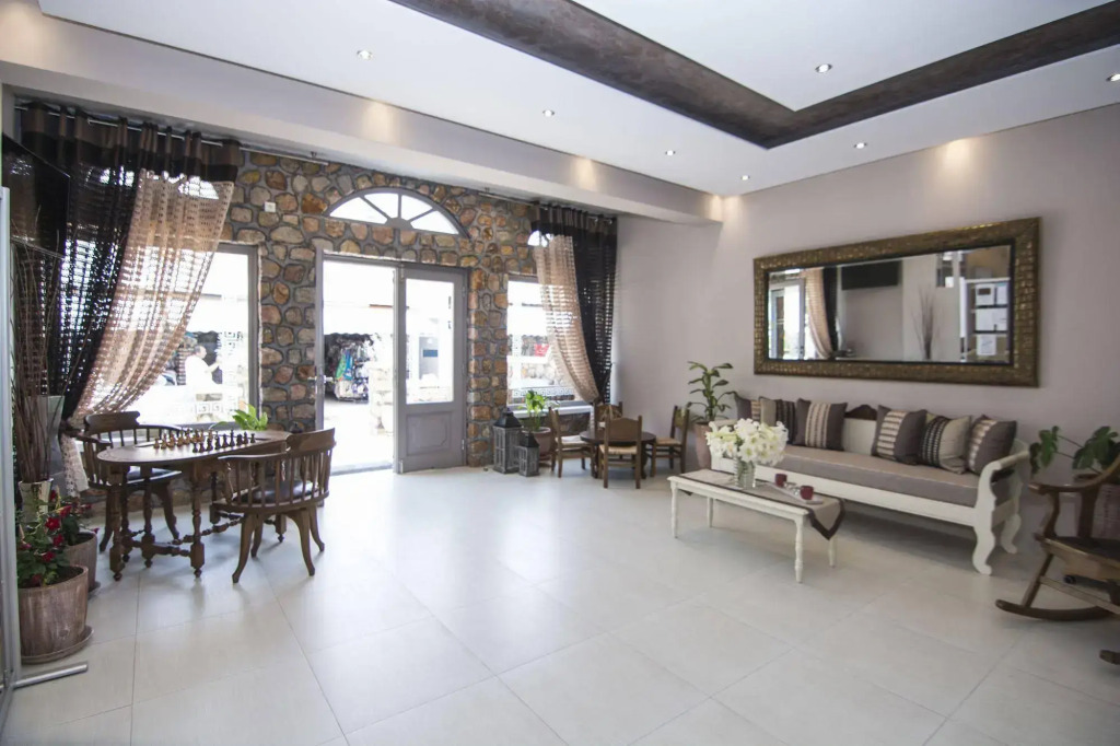 Polydefkis Hotel