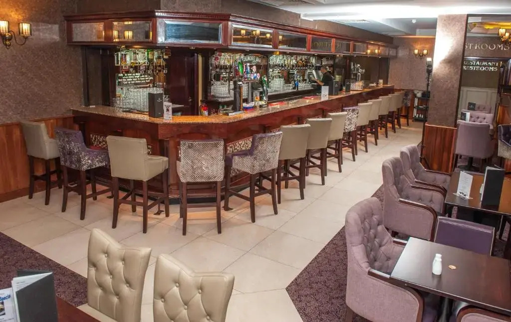 Allingham Arms Hotel