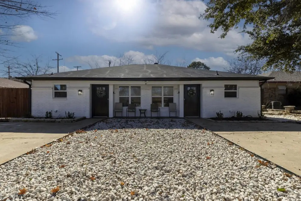 Family Dog Friendly Retreat, Arlington