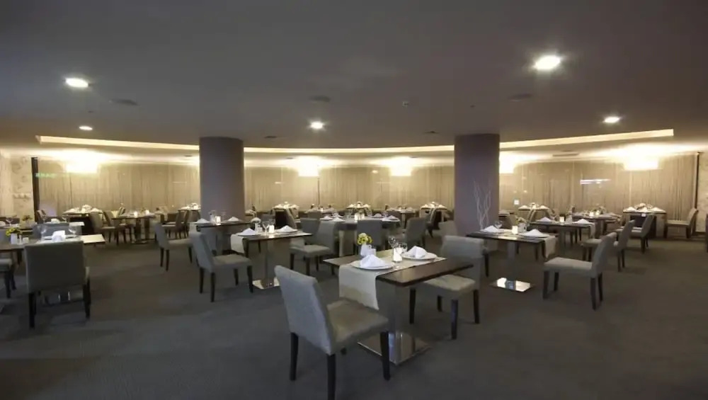 Dedepark Hotel