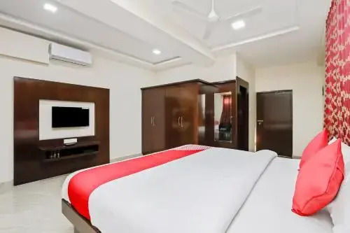 Oyo 28184 Bmr Residency