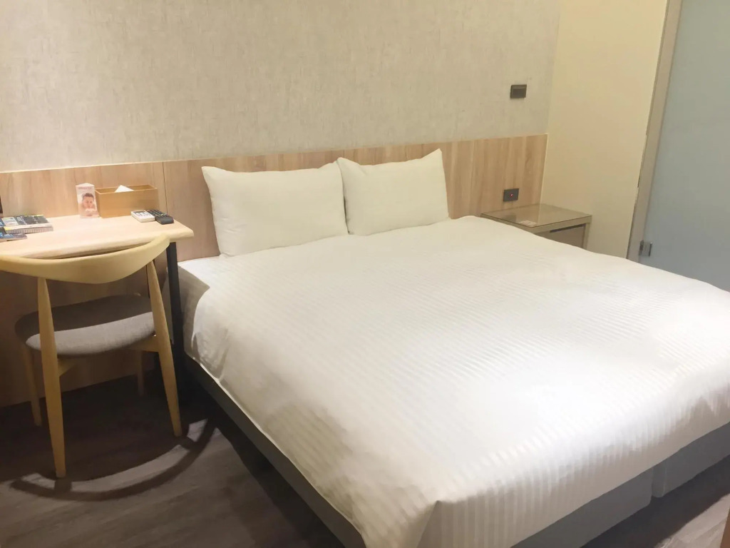 Traveller-Inn Zhongzheng Library