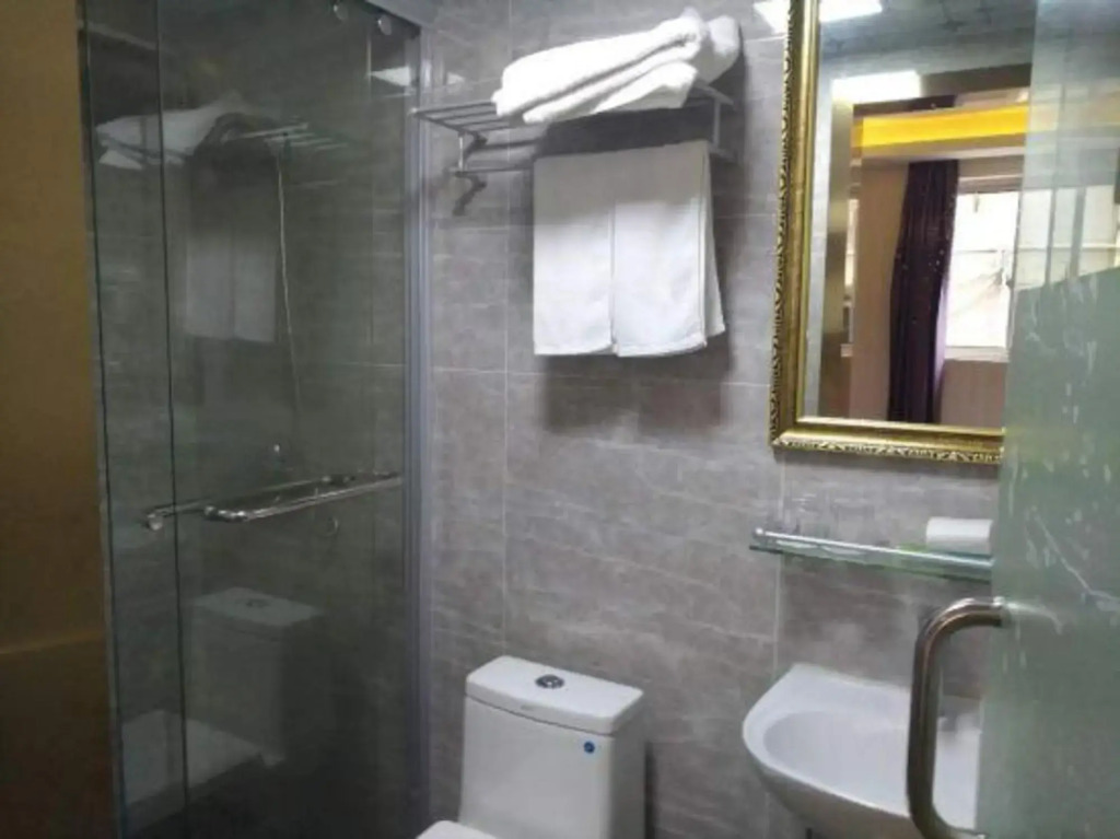 Xiangfu Hostel (Shanghai Wuning Road)