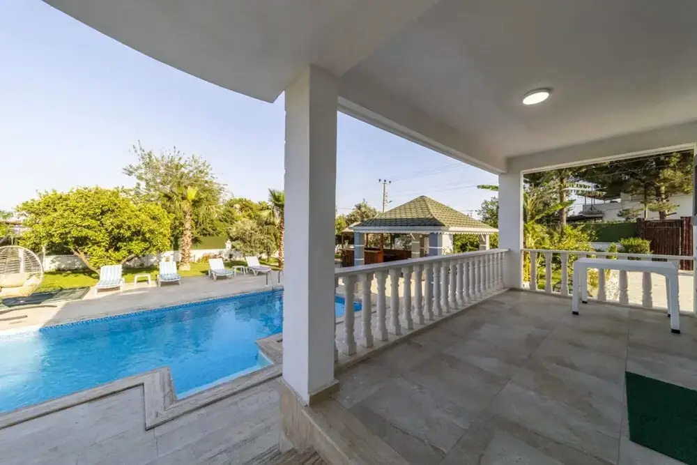 Marvelous Conservative Villa in Muratpasa