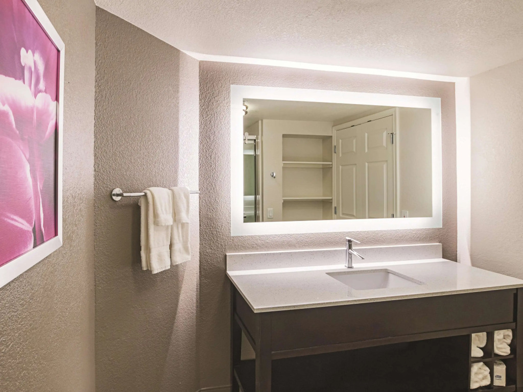 La Quinta by Wyndham Fort Worth North