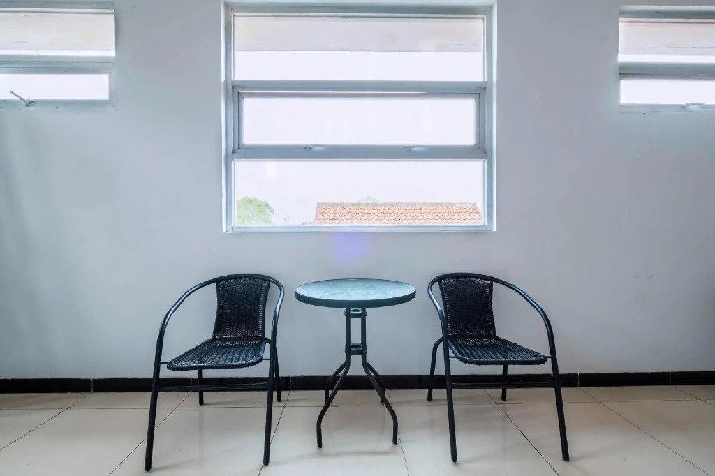 Karins Guesthouse Syariah RedPartner