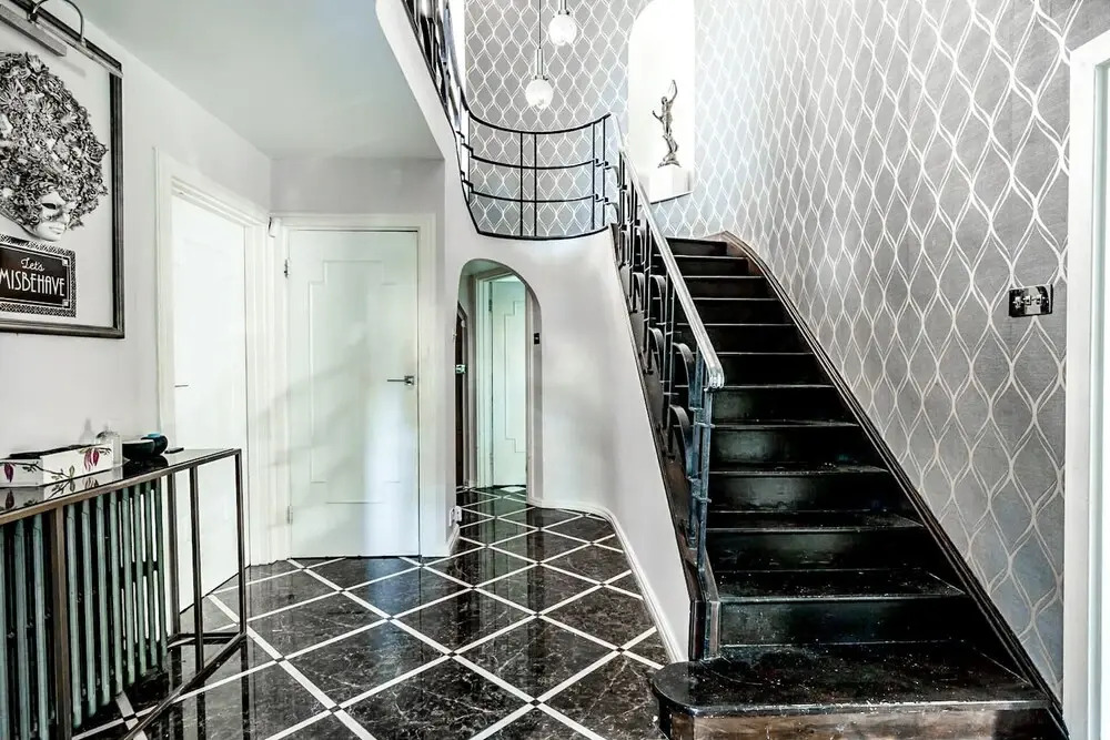 Gatsby Villa London with Garden & Hot Tub
