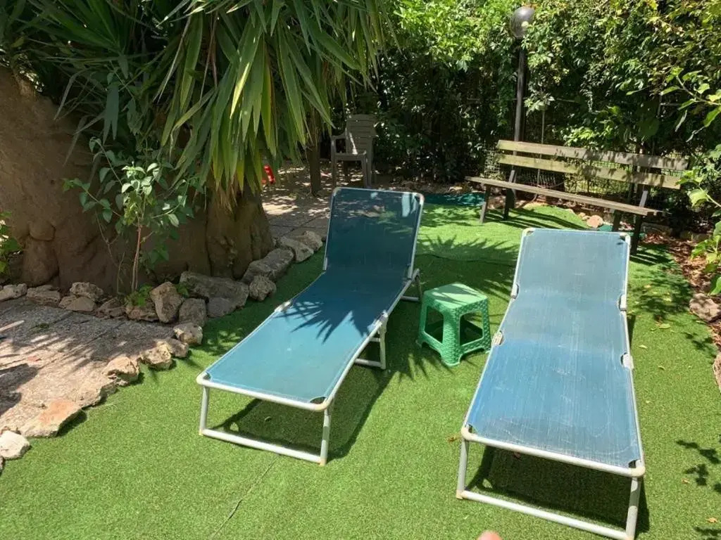 Garden House Apartment With Garden In Naples