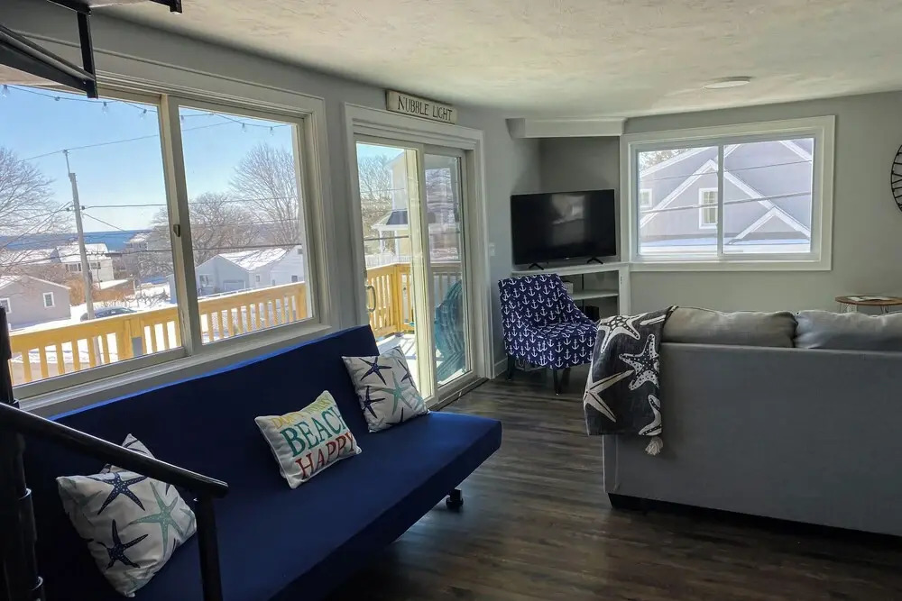 Work, Play & Explore! Coastal York Gem Near Beach