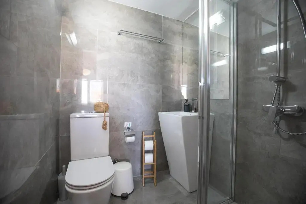 Tonia Seaview Villas