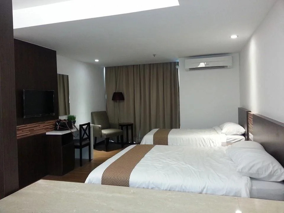 Qaseh Aryaana Suite