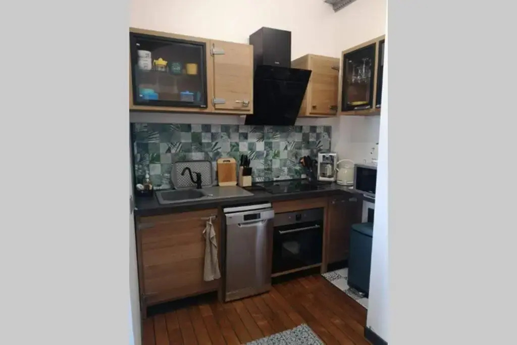 Appartement, Les TEMPLIERS, RDC VUE MER PROCHE CENTRE VILLE