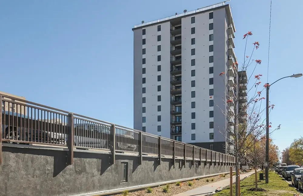 Arrive 800 Penn Executive 1br 1 Ba