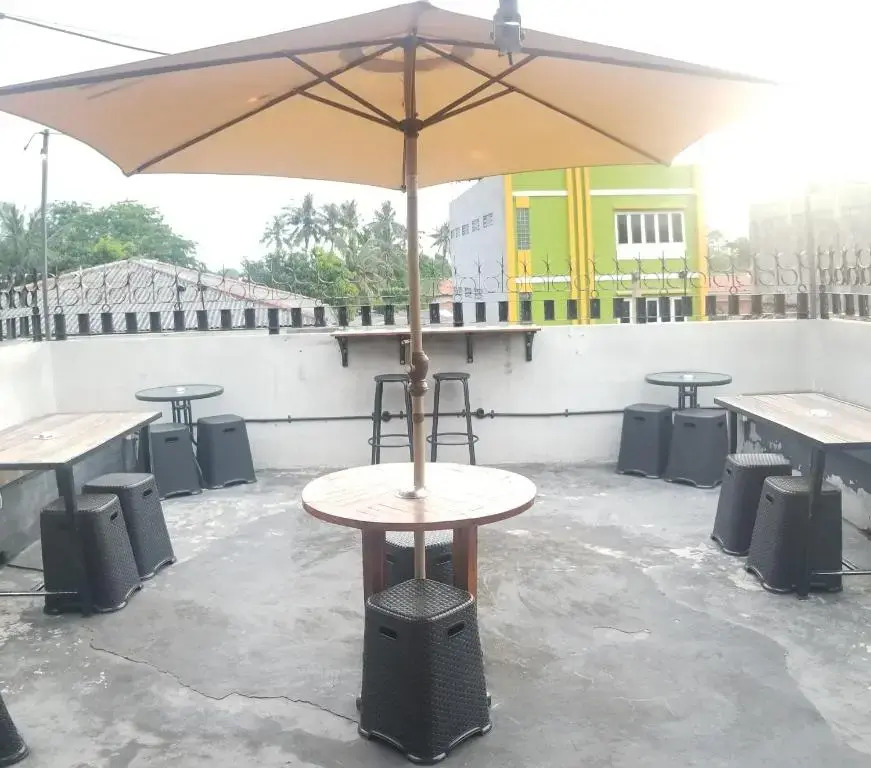 CoffeeBunk Hostel