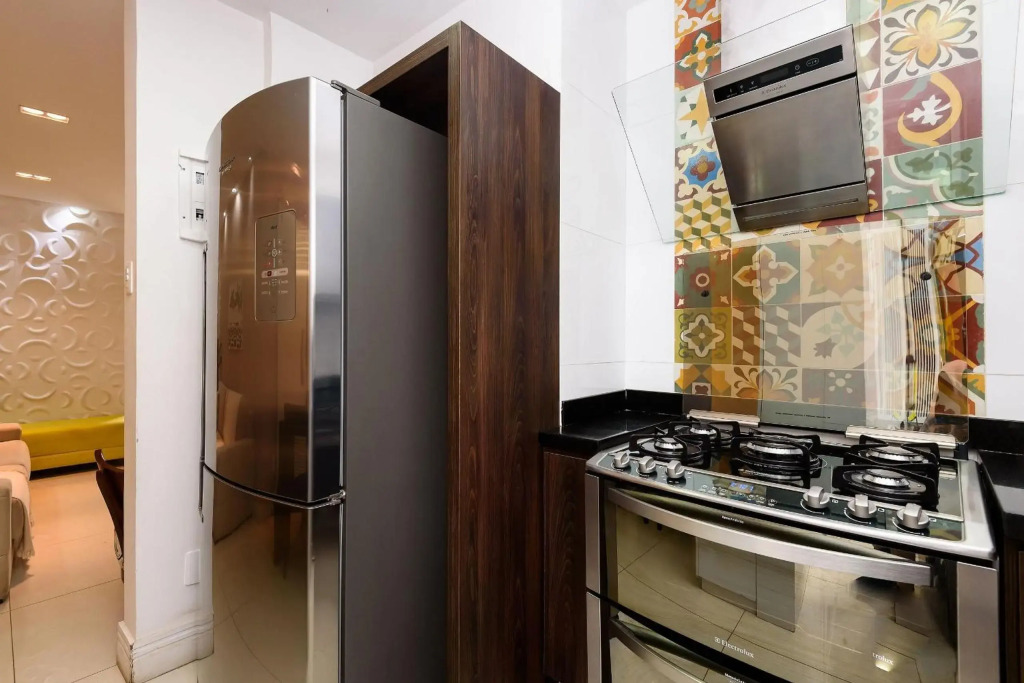 Omar do Rio - Moderno 2Qtos, Internet 120mbps, WorkStation, Smart TV, 300m da Praia de Copacabana - BR 531-902