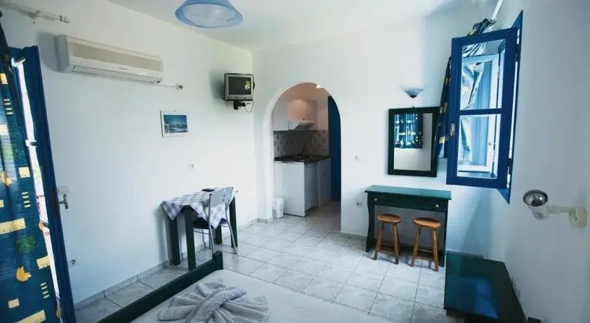 Lianos Studios