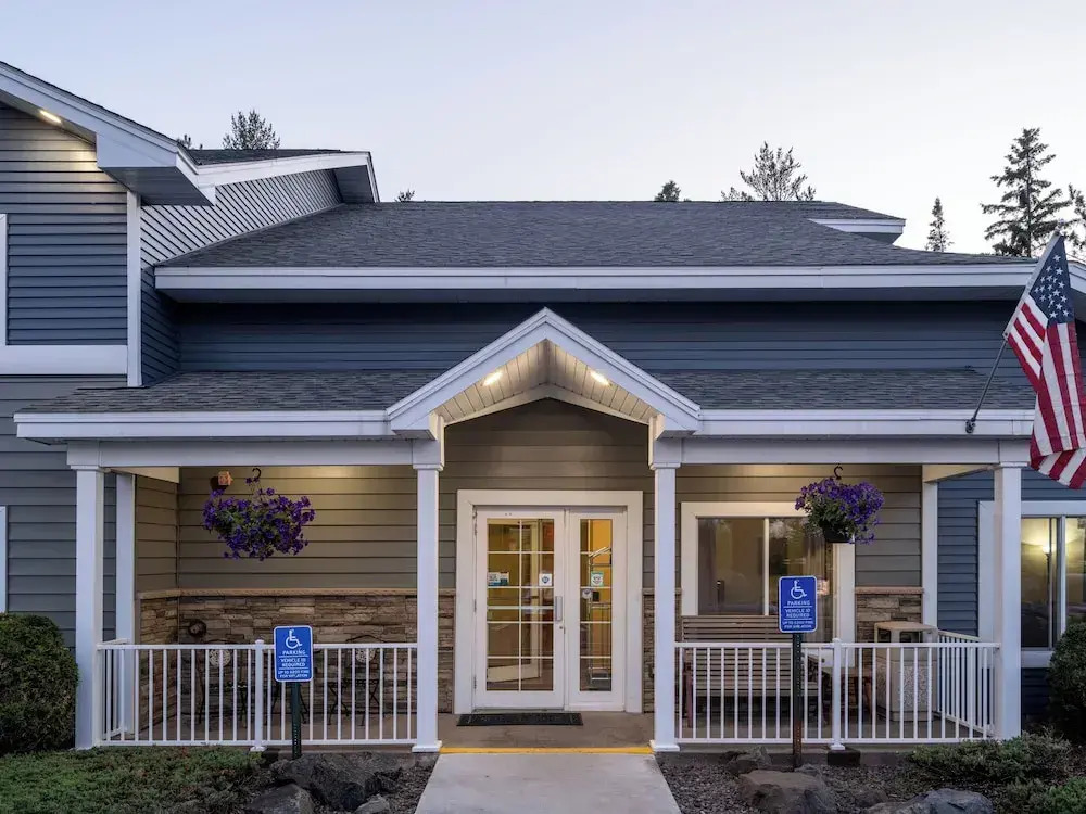 Country Inn Two Harbors
