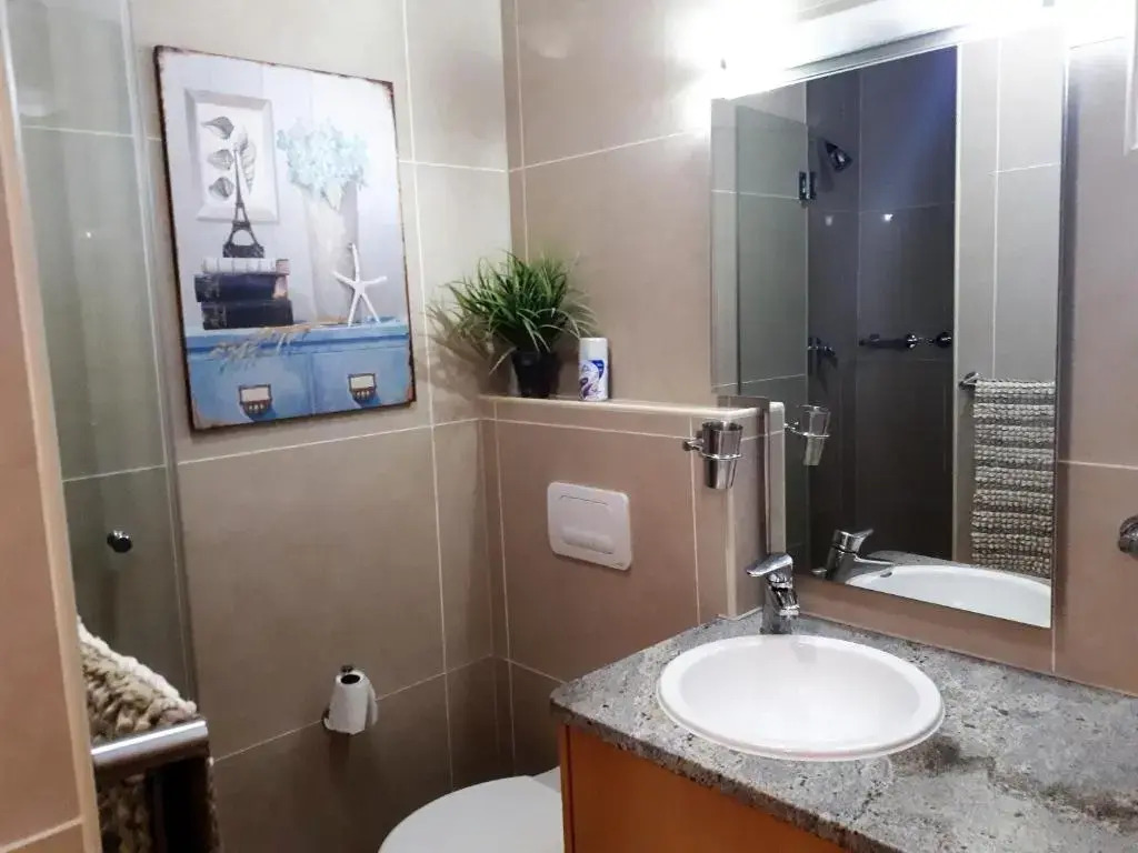 1501 Hibernian Towers Luxury Self Catering Apartment