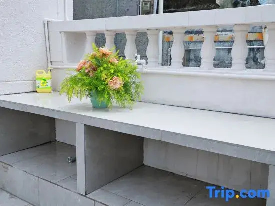 Leyixiaoju Homestay (Yangmeikeng Judiaosha)