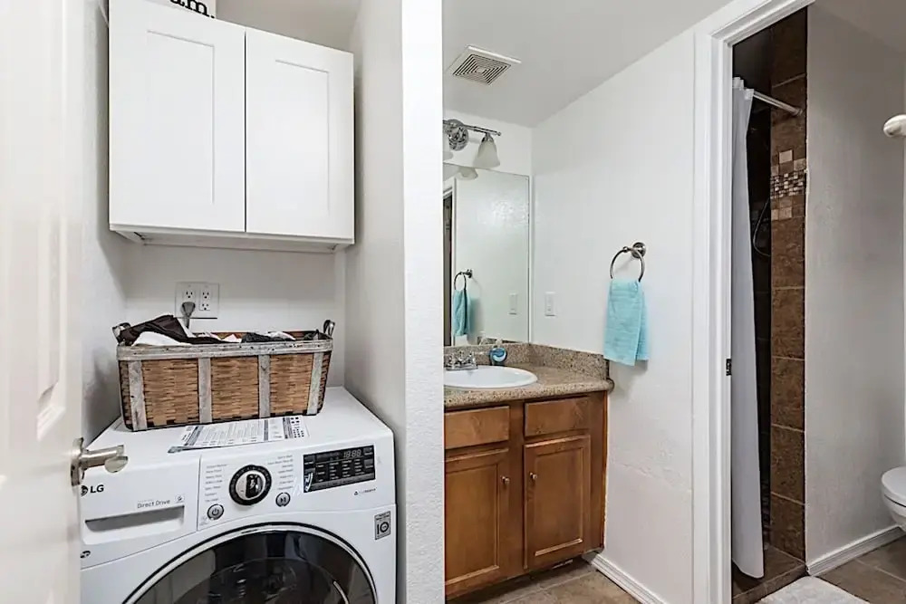 Sunscape Getaway 1BR by Casago