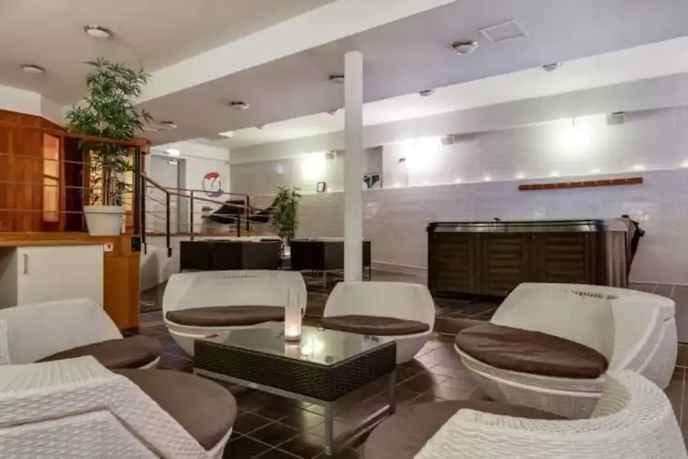 First Hotel Ett