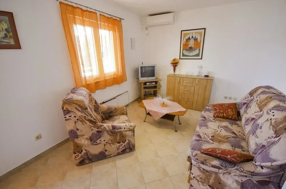 Apartments Iva