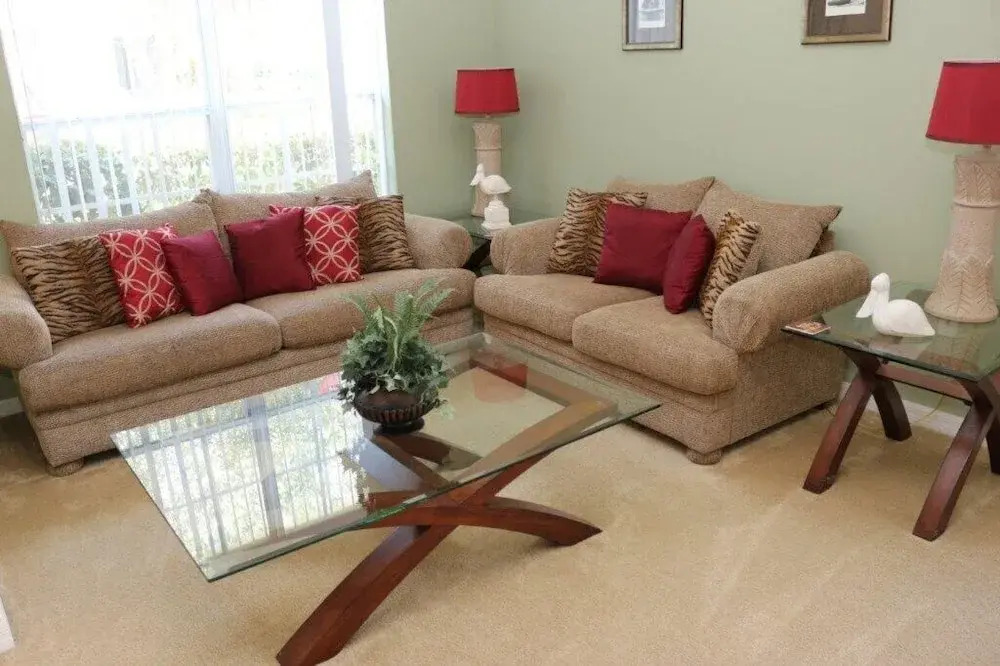 Ta524or 5 Bedroom Home