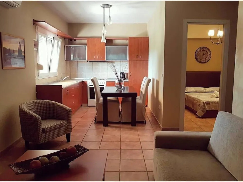 Agrili Apartments & Rooms
