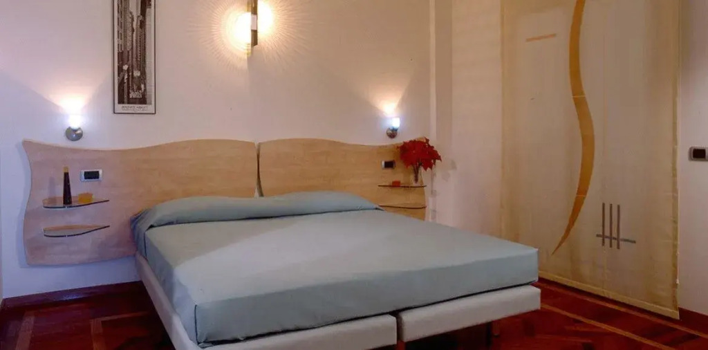 Alfredo Hotel