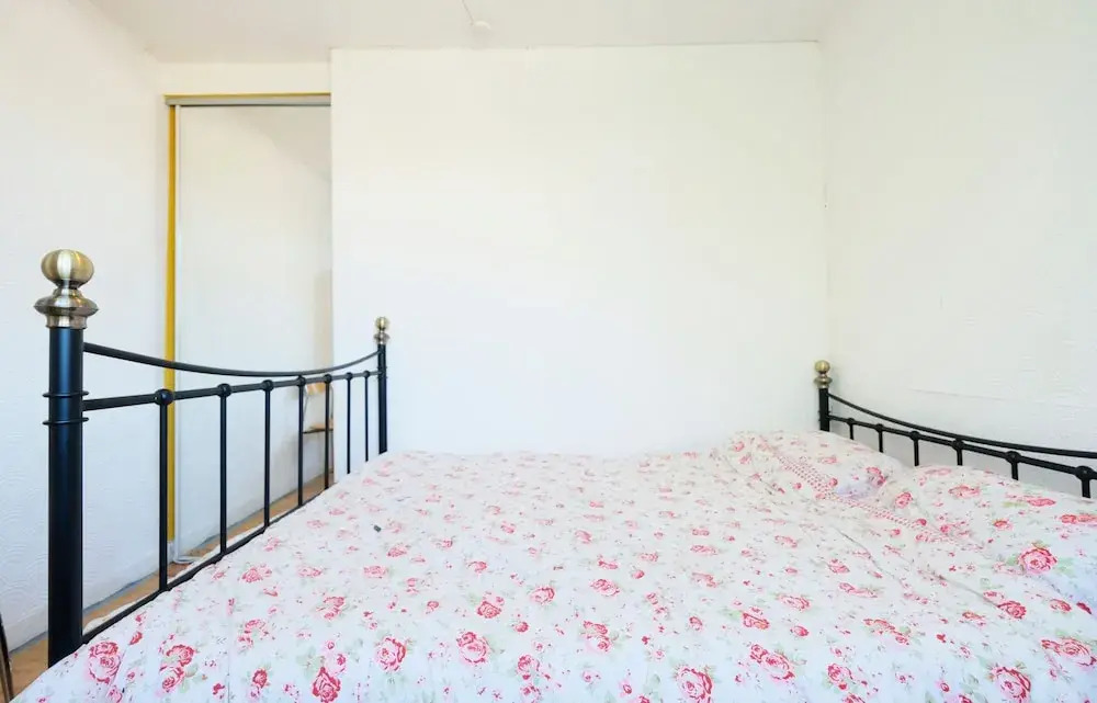 A Cosy two Bedroom Apartment, Sleeps 3
