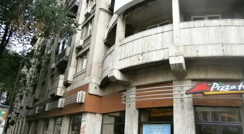 Maya Studio Universitate