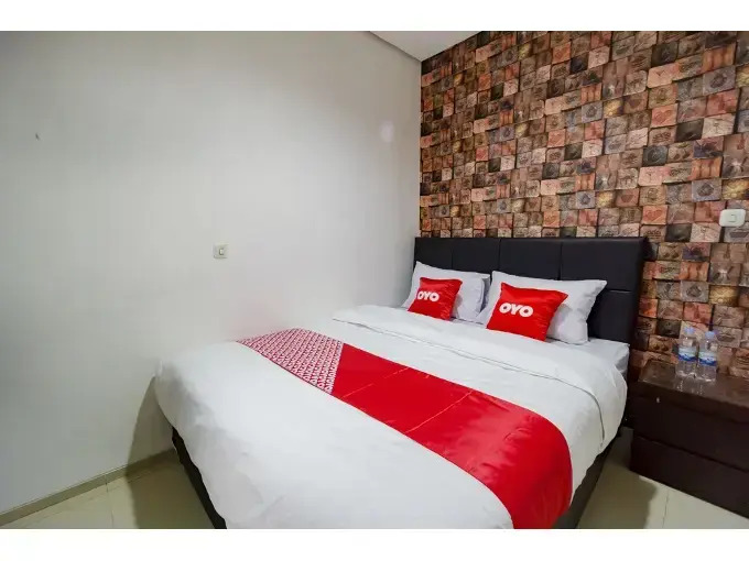 Residence Stasiun Tebet Syariah by OYO Rooms