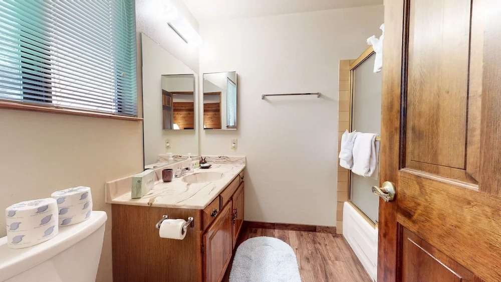 Snowflower #87 2 Bedroom Condo by RedAwning