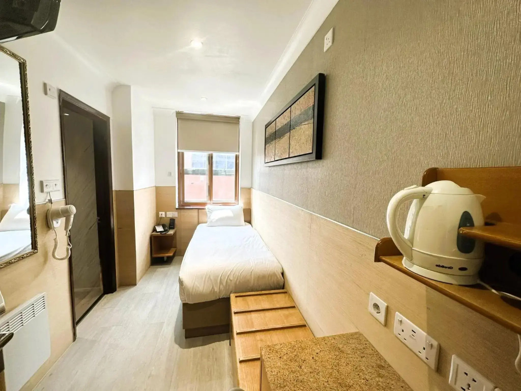 Eurotraveller Hotel- Express
