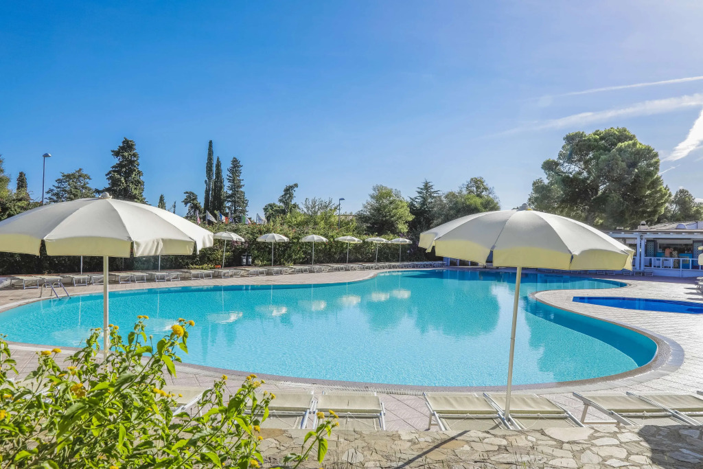 Nicolaus Club Li Cucutti