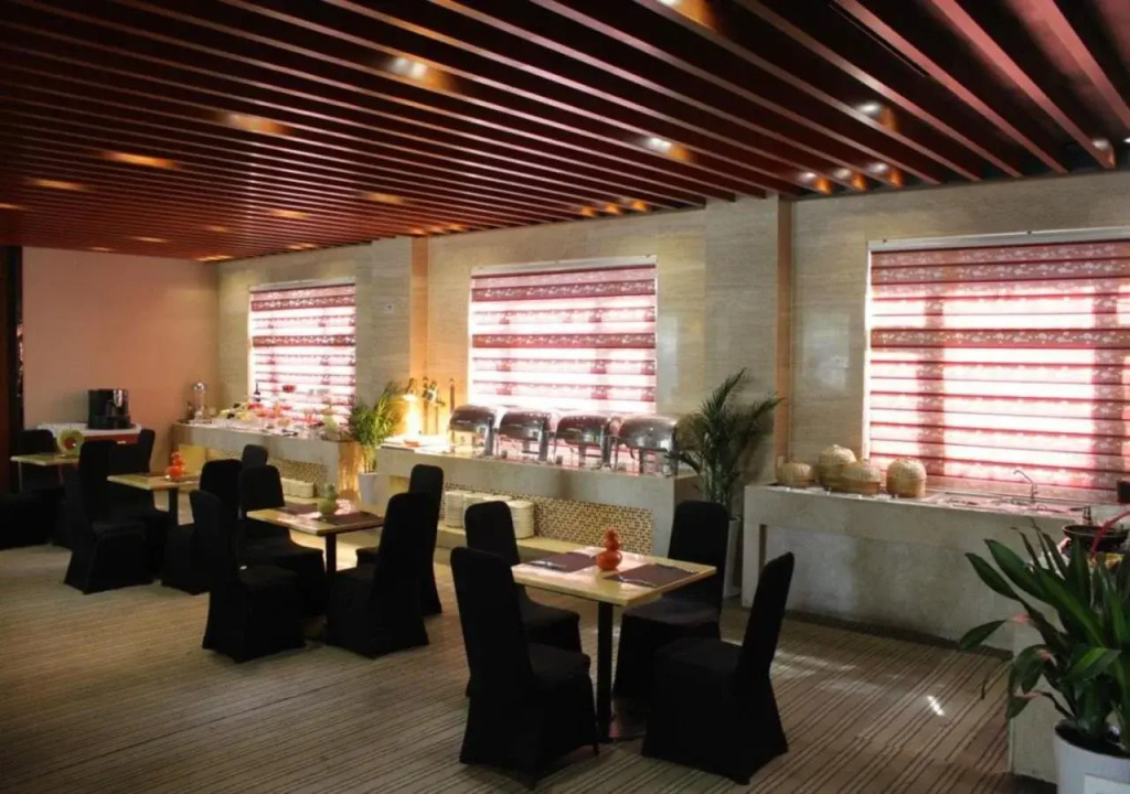 Days Inn Frontier Qingdao Airport